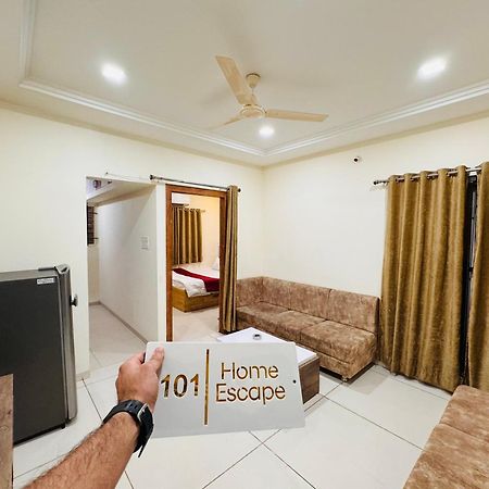 Home Escape 1Bhk Apartment Near Bombay Hospital Indore Luaran gambar