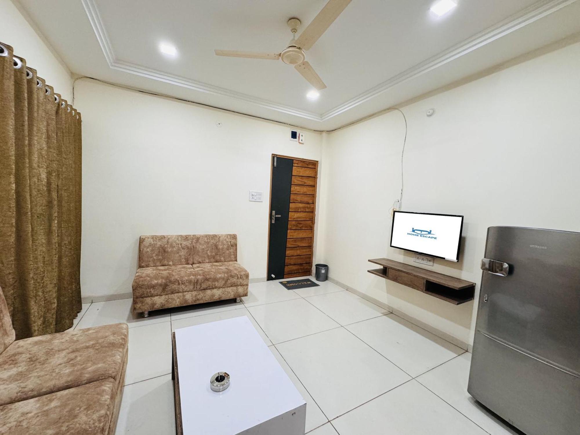 Home Escape 1Bhk Apartment Near Bombay Hospital Indore Luaran gambar